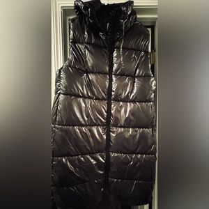 NWOT - Long puffer vest (Black) - H&M